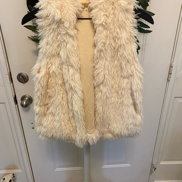 PIKO 1988 Soft Fuzzy Faux Fur Best with Hood M - Picture 3 of 10